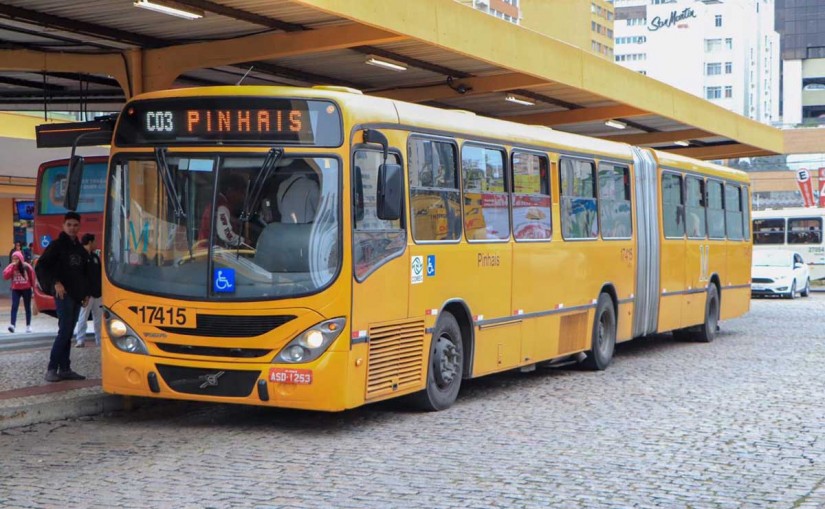 Passagem de ônibus será mais barata em horários de menor movimento na Grande Curitiba